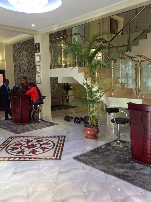 Sherbourne Hotel Kitwe Exterior photo
