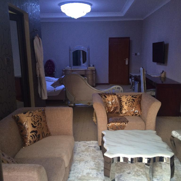 Sherbourne Hotel Kitwe Exterior photo